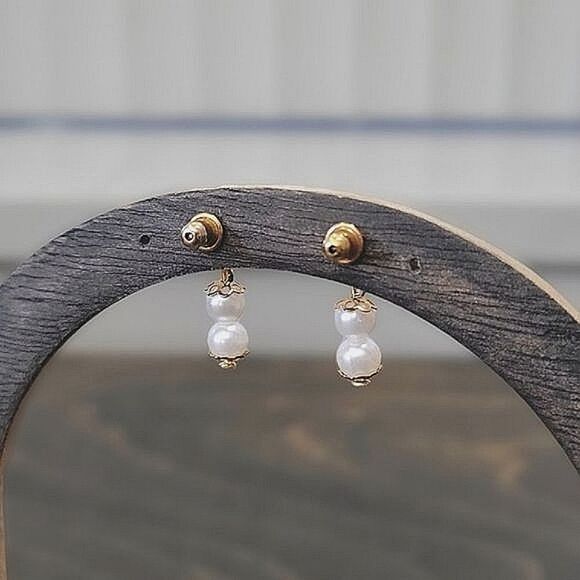 Vtg mini faux pearl round bead drop earrings - Picture 3 of 4